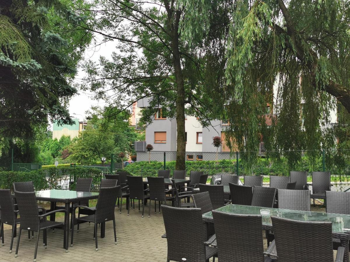 Hotel Gambit I Restauracja Cieszyn Цешин Екстер'єр фото