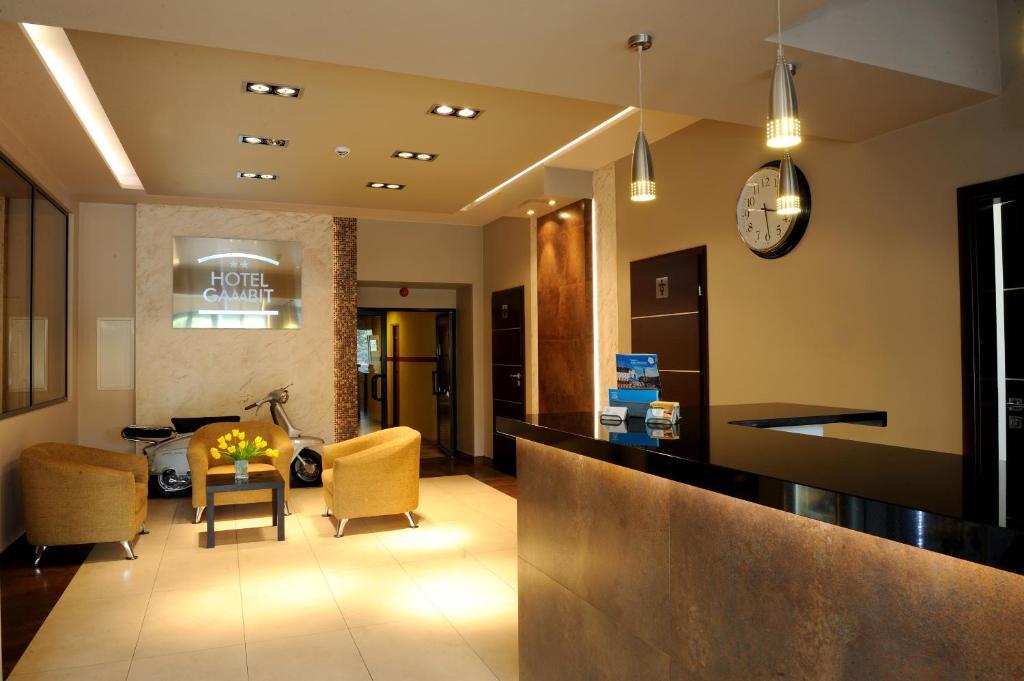 Hotel Gambit I Restauracja Cieszyn Цешин Екстер'єр фото