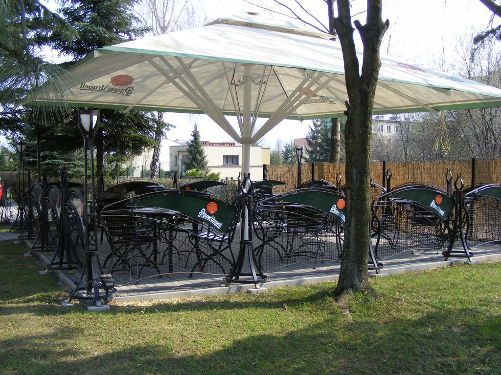 Hotel Gambit I Restauracja Cieszyn Цешин Екстер'єр фото